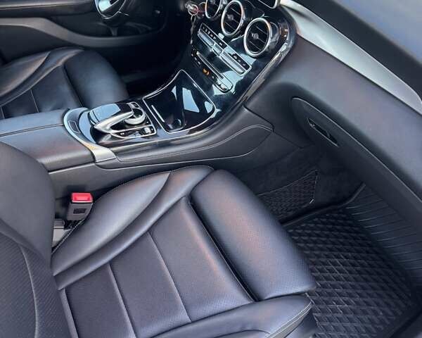 Серый Мерседес ГЛЦ-Класс, объемом двигателя 2.14 л и пробегом 196 тыс. км за 27400 $, фото 26 на Automoto.ua