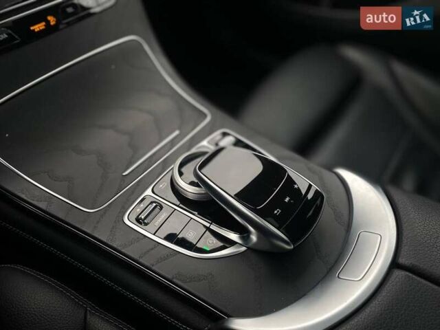 Серый Мерседес ГЛЦ-Класс, объемом двигателя 1.99 л и пробегом 91 тыс. км за 29990 $, фото 42 на Automoto.ua