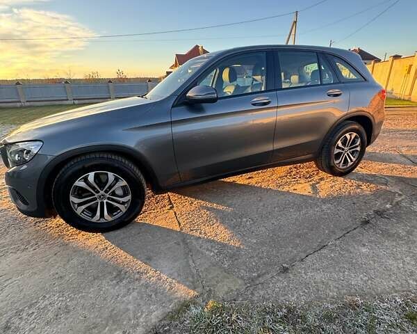 Серый Мерседес ГЛЦ-Класс, объемом двигателя 2.14 л и пробегом 196 тыс. км за 27400 $, фото 3 на Automoto.ua