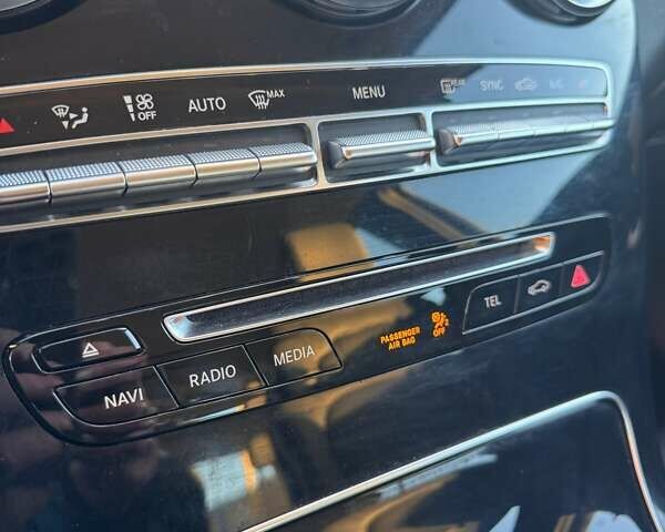 Серый Мерседес ГЛЦ-Класс, объемом двигателя 2.14 л и пробегом 196 тыс. км за 27400 $, фото 15 на Automoto.ua