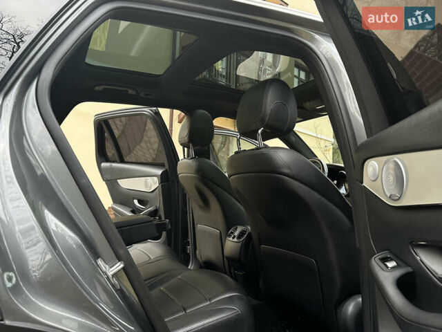 Сірий Мерседес ГЛЦ-Клас, об'ємом двигуна 1.99 л та пробігом 94 тис. км за 28800 $, фото 115 на Automoto.ua