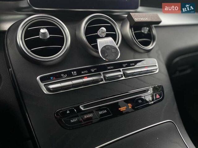 Серый Мерседес ГЛЦ-Класс, объемом двигателя 1.99 л и пробегом 91 тыс. км за 28990 $, фото 38 на Automoto.ua