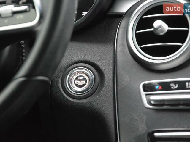 Сірий Мерседес ГЛЦ-Клас, об'ємом двигуна 1.95 л та пробігом 156 тис. км за 36500 $, фото 26 на Automoto.ua