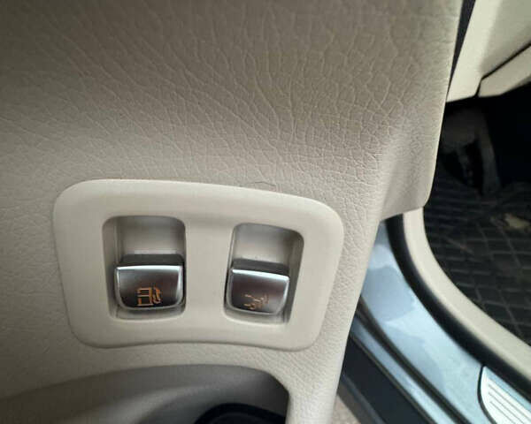 Серый Мерседес ГЛЦ-Класс, объемом двигателя 2 л и пробегом 130 тыс. км за 31600 $, фото 28 на Automoto.ua