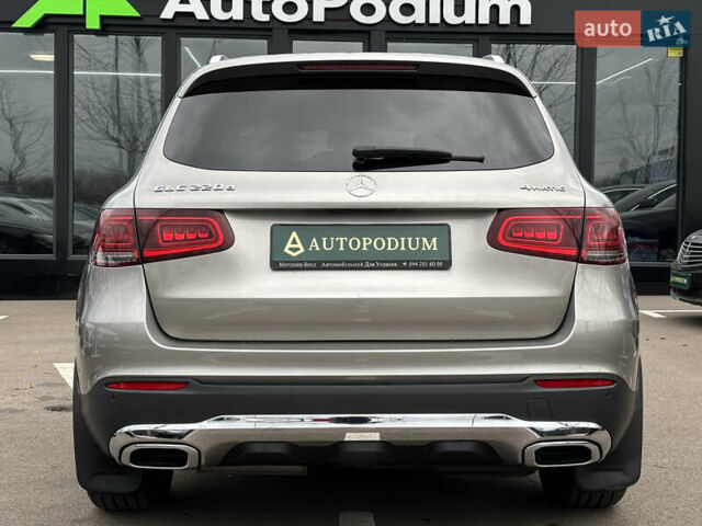 Сірий Мерседес ГЛЦ-Клас, об'ємом двигуна 1.95 л та пробігом 156 тис. км за 37900 $, фото 11 на Automoto.ua