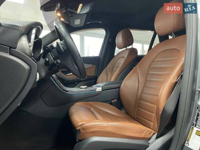 Серый Мерседес ГЛЦ-Класс, объемом двигателя 1.99 л и пробегом 46 тыс. км за 31490 $, фото 24 на Automoto.ua