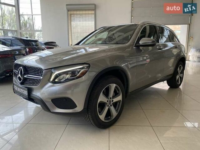 Серый Мерседес ГЛЦ-Класс, объемом двигателя 1.99 л и пробегом 58 тыс. км за 29999 $, фото 6 на Automoto.ua