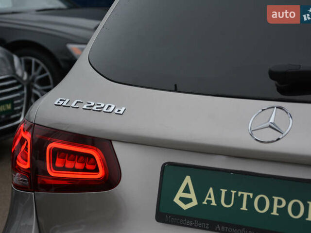 Сірий Мерседес ГЛЦ-Клас, об'ємом двигуна 1.95 л та пробігом 156 тис. км за 36500 $, фото 12 на Automoto.ua