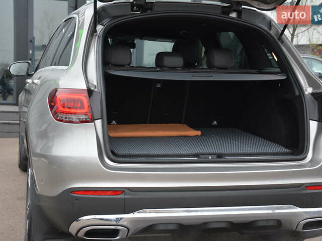 Сірий Мерседес ГЛЦ-Клас, об'ємом двигуна 1.95 л та пробігом 156 тис. км за 36500 $, фото 30 на Automoto.ua