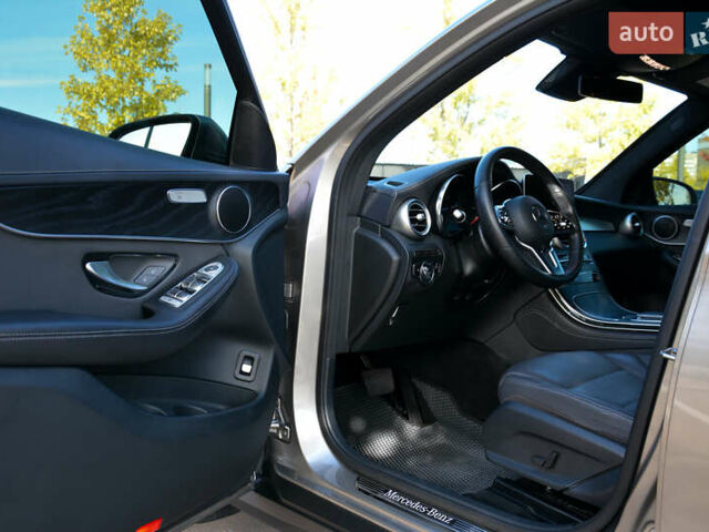 Серый Мерседес ГЛЦ-Класс, объемом двигателя 1.95 л и пробегом 153 тыс. км за 41900 $, фото 32 на Automoto.ua