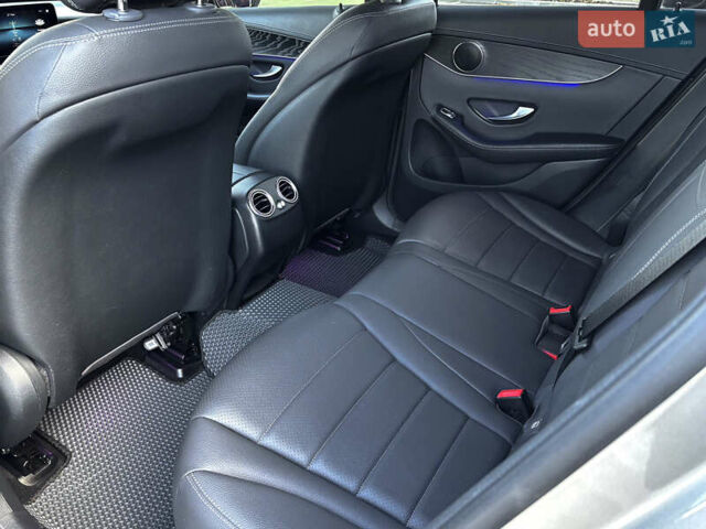 Серый Мерседес ГЛЦ-Класс, объемом двигателя 1.95 л и пробегом 154 тыс. км за 39500 $, фото 22 на Automoto.ua