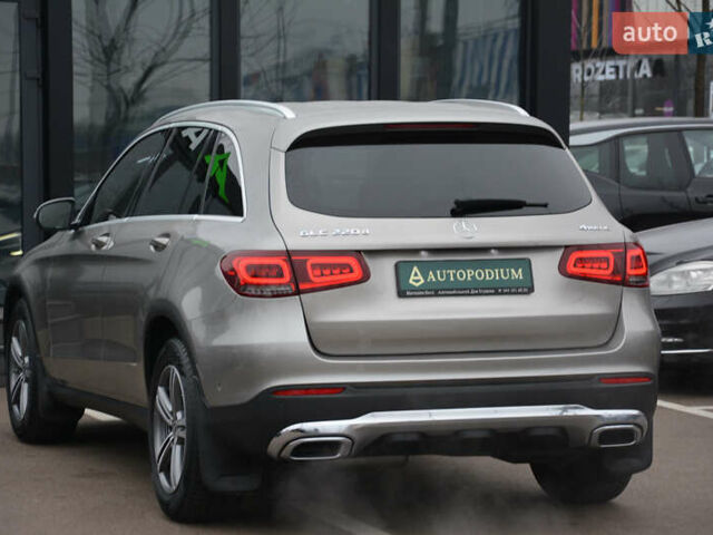 Сірий Мерседес ГЛЦ-Клас, об'ємом двигуна 1.95 л та пробігом 156 тис. км за 36500 $, фото 8 на Automoto.ua