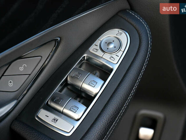 Серый Мерседес ГЛЦ-Класс, объемом двигателя 1.95 л и пробегом 153 тыс. км за 41900 $, фото 27 на Automoto.ua