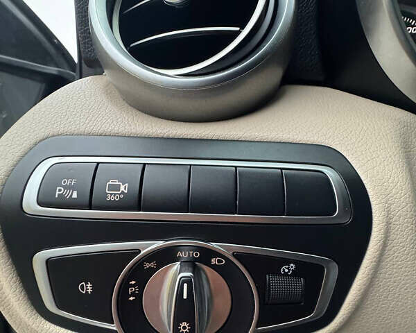 Серый Мерседес ГЛЦ-Класс, объемом двигателя 2 л и пробегом 130 тыс. км за 31600 $, фото 18 на Automoto.ua