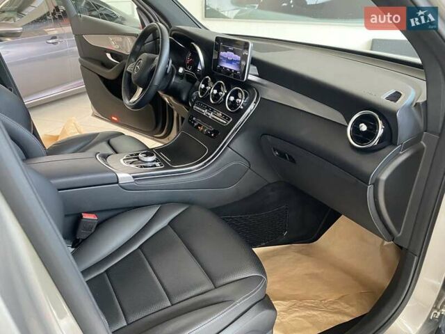 Серый Мерседес ГЛЦ-Класс, объемом двигателя 1.99 л и пробегом 58 тыс. км за 29999 $, фото 28 на Automoto.ua