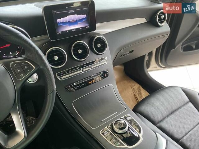 Серый Мерседес ГЛЦ-Класс, объемом двигателя 1.99 л и пробегом 58 тыс. км за 29999 $, фото 24 на Automoto.ua