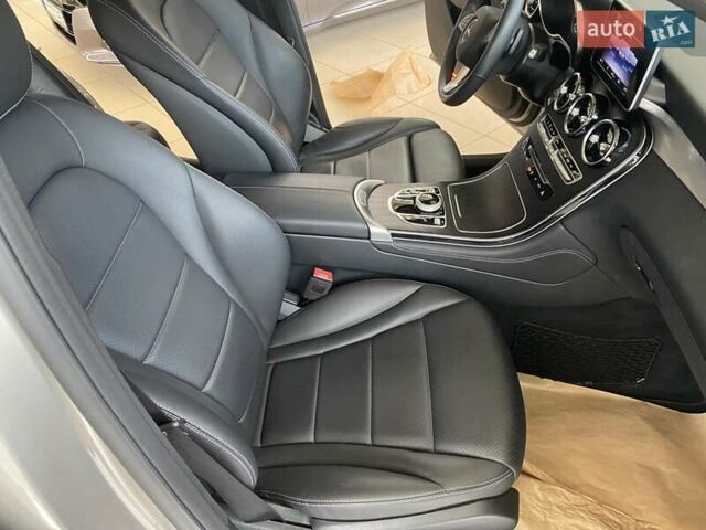 Серый Мерседес ГЛЦ-Класс, объемом двигателя 1.99 л и пробегом 58 тыс. км за 29999 $, фото 30 на Automoto.ua