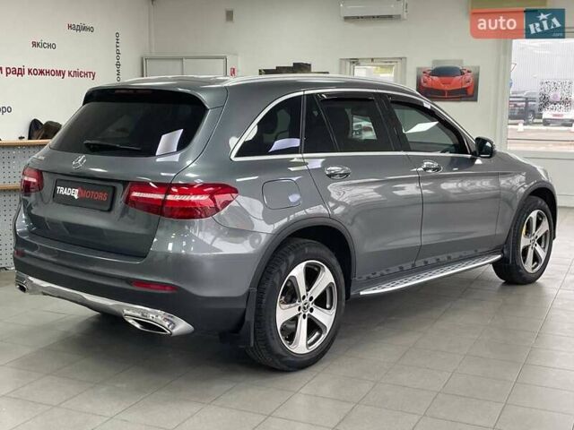 Серый Мерседес ГЛЦ-Класс, объемом двигателя 1.99 л и пробегом 46 тыс. км за 31490 $, фото 7 на Automoto.ua