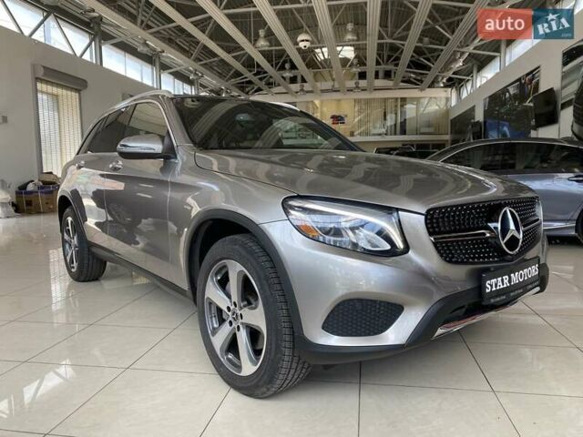 Серый Мерседес ГЛЦ-Класс, объемом двигателя 1.99 л и пробегом 58 тыс. км за 29999 $, фото 1 на Automoto.ua
