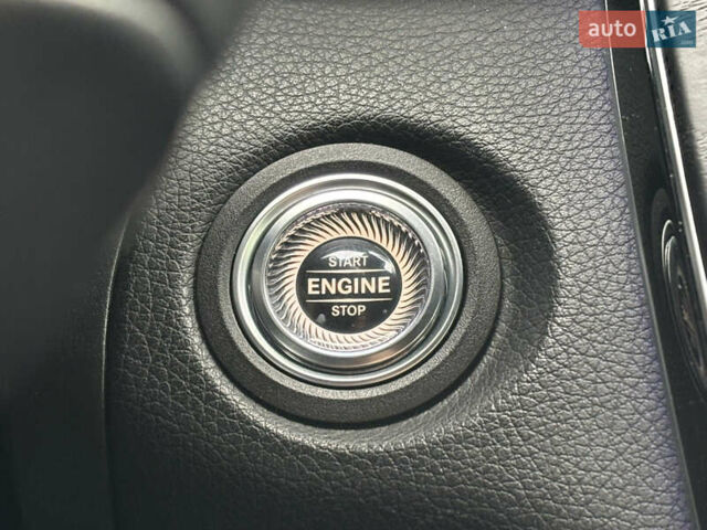 Сірий Мерседес ГЛЦ-Клас, об'ємом двигуна 1.95 л та пробігом 156 тис. км за 37900 $, фото 38 на Automoto.ua