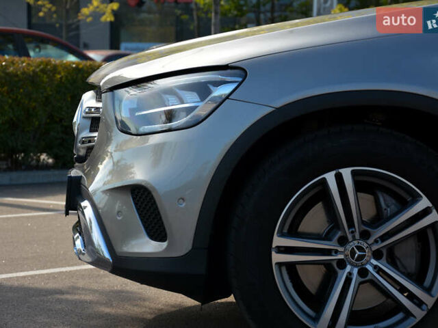 Серый Мерседес ГЛЦ-Класс, объемом двигателя 1.95 л и пробегом 153 тыс. км за 41900 $, фото 7 на Automoto.ua