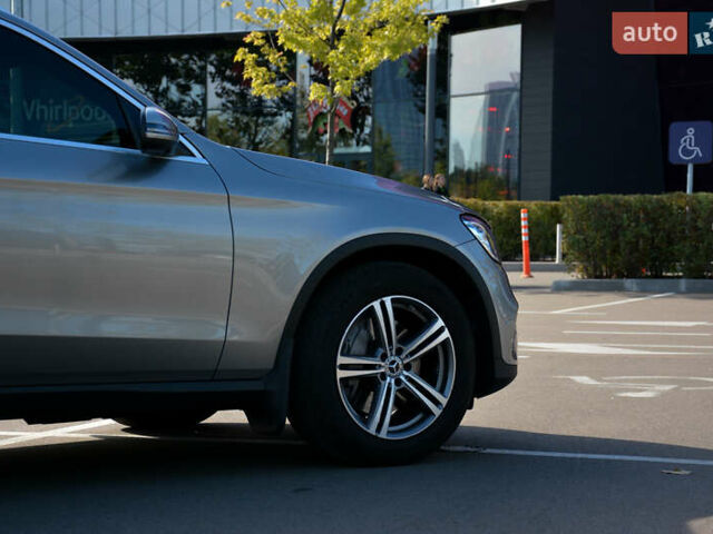 Серый Мерседес ГЛЦ-Класс, объемом двигателя 1.95 л и пробегом 153 тыс. км за 41900 $, фото 30 на Automoto.ua