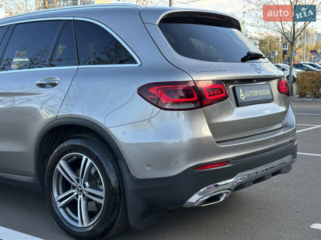 Серый Мерседес ГЛЦ-Класс, объемом двигателя 1.95 л и пробегом 154 тыс. км за 39500 $, фото 18 на Automoto.ua