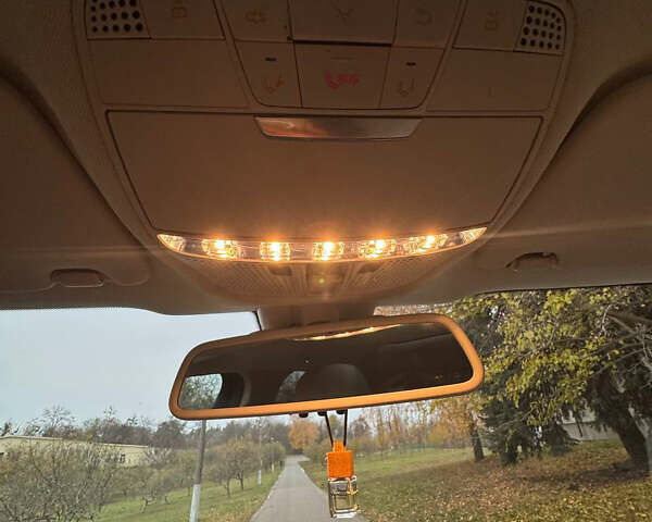 Серый Мерседес ГЛЦ-Класс, объемом двигателя 2 л и пробегом 130 тыс. км за 31600 $, фото 26 на Automoto.ua