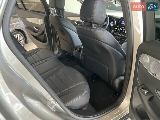 Серый Мерседес ГЛЦ-Класс, объемом двигателя 1.99 л и пробегом 58 тыс. км за 29999 $, фото 32 на Automoto.ua