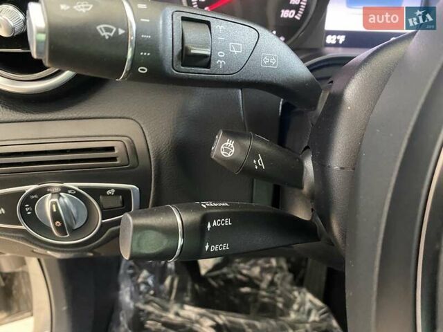 Серый Мерседес ГЛЦ-Класс, объемом двигателя 1.99 л и пробегом 58 тыс. км за 29999 $, фото 22 на Automoto.ua