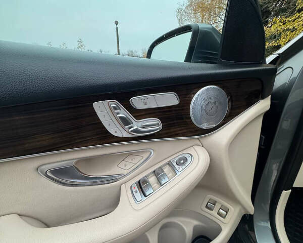 Серый Мерседес ГЛЦ-Класс, объемом двигателя 2 л и пробегом 130 тыс. км за 31600 $, фото 24 на Automoto.ua