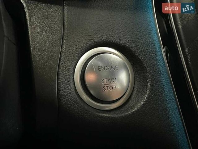 Серый Мерседес ГЛЦ-Класс, объемом двигателя 1.99 л и пробегом 46 тыс. км за 33990 $, фото 40 на Automoto.ua