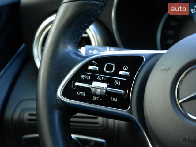 Серый Мерседес ГЛЦ-Класс, объемом двигателя 1.95 л и пробегом 153 тыс. км за 41900 $, фото 22 на Automoto.ua