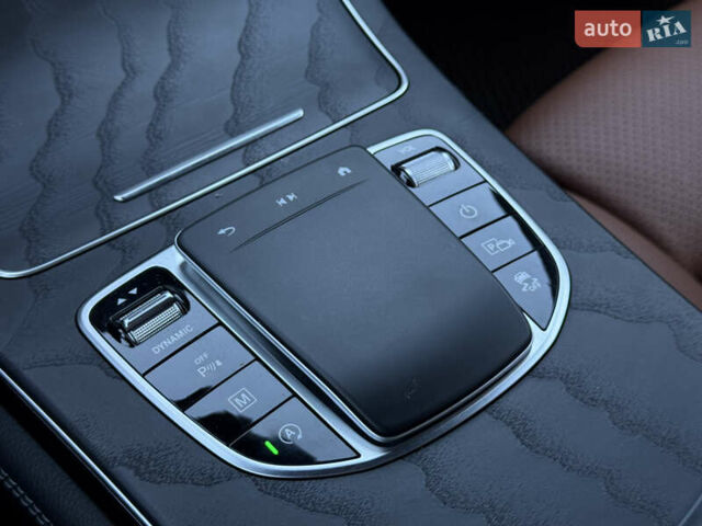 Серый Мерседес ГЛЦ-Класс, объемом двигателя 2 л и пробегом 99 тыс. км за 45300 $, фото 19 на Automoto.ua