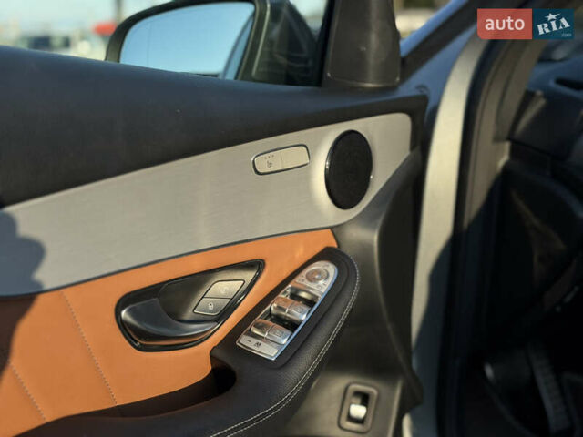 Серый Мерседес ГЛЦ-Класс, объемом двигателя 2 л и пробегом 99 тыс. км за 45300 $, фото 11 на Automoto.ua