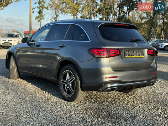 Серый Мерседес ГЛЦ-Класс, объемом двигателя 2 л и пробегом 99 тыс. км за 45300 $, фото 1 на Automoto.ua