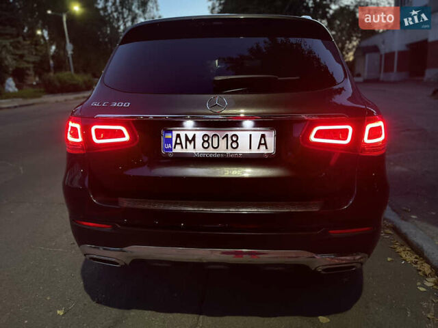 Сірий Мерседес ГЛЦ-Клас, об'ємом двигуна 2 л та пробігом 103 тис. км за 39900 $, фото 3 на Automoto.ua