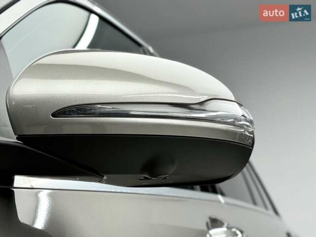 Серый Мерседес ГЛЦ-Класс, объемом двигателя 1.95 л и пробегом 45 тыс. км за 50700 $, фото 22 на Automoto.ua