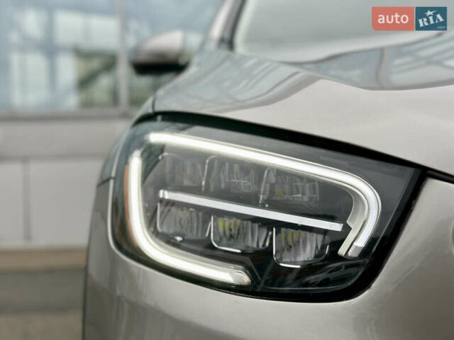 Сірий Мерседес ГЛЦ-Клас, об'ємом двигуна 2 л та пробігом 77 тис. км за 32490 $, фото 4 на Automoto.ua