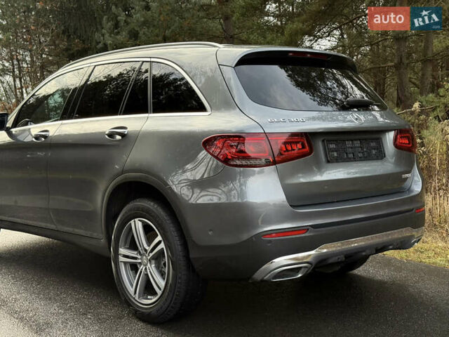 Серый Мерседес ГЛЦ-Класс, объемом двигателя 2 л и пробегом 90 тыс. км за 28500 $, фото 8 на Automoto.ua