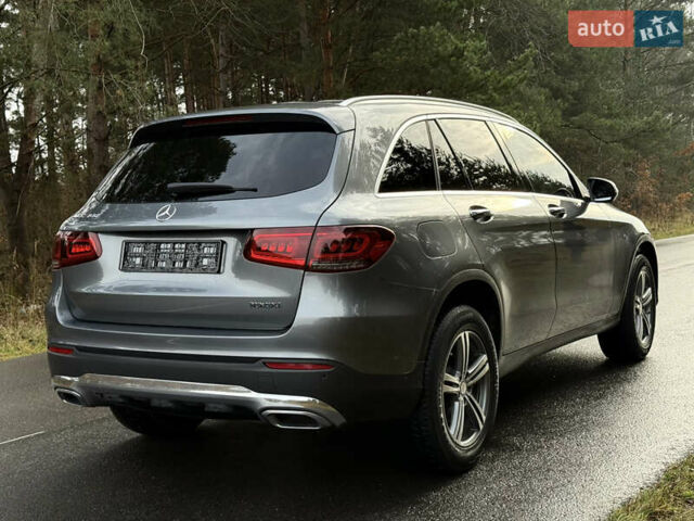 Серый Мерседес ГЛЦ-Класс, объемом двигателя 2 л и пробегом 90 тыс. км за 28500 $, фото 6 на Automoto.ua