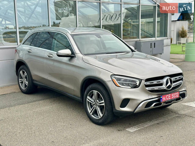 Сірий Мерседес ГЛЦ-Клас, об'ємом двигуна 2 л та пробігом 77 тис. км за 32490 $, фото 71 на Automoto.ua