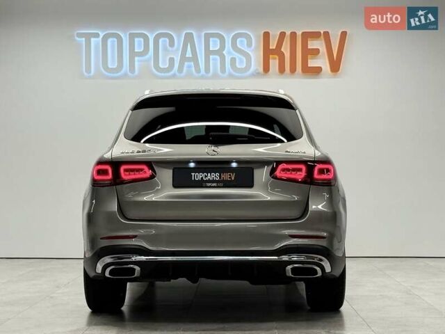 Серый Мерседес ГЛЦ-Класс, объемом двигателя 1.95 л и пробегом 45 тыс. км за 50700 $, фото 9 на Automoto.ua