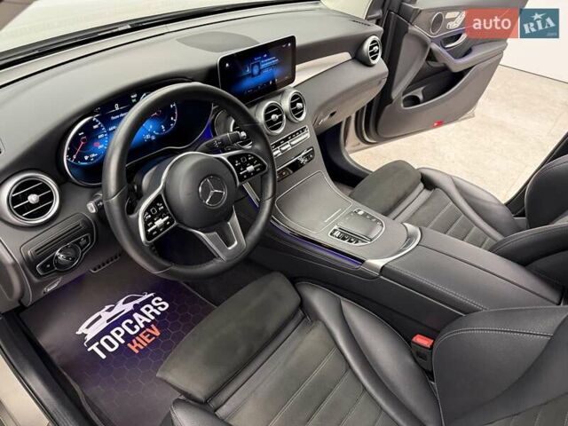 Серый Мерседес ГЛЦ-Класс, объемом двигателя 1.95 л и пробегом 45 тыс. км за 50700 $, фото 27 на Automoto.ua