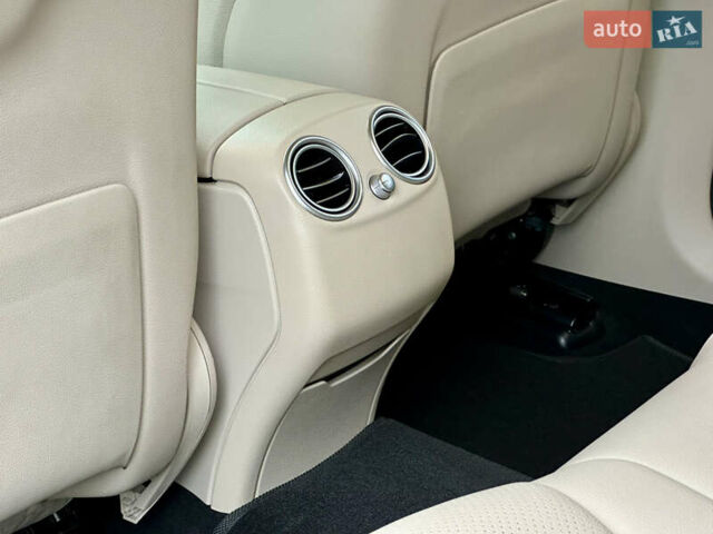 Мерседес ГЛЦ-Класс 2020 в Киеве на Automoto.ua Серый Мерседес ГЛЦ-Класс, объемом двигателя 2 л и пробегом 76 тыс. км за 33290 $, фото 40 на Automoto.ua