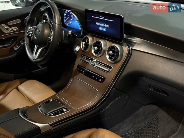 Серый Мерседес ГЛЦ-Класс, объемом двигателя 1.99 л и пробегом 95 тыс. км за 35500 $, фото 21 на Automoto.ua