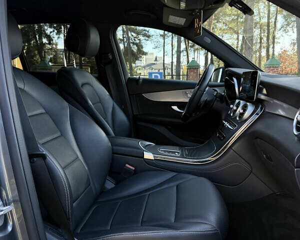 Серый Мерседес ГЛЦ-Класс, объемом двигателя 2 л и пробегом 90 тыс. км за 28500 $, фото 13 на Automoto.ua