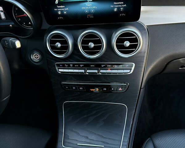 Серый Мерседес ГЛЦ-Класс, объемом двигателя 2 л и пробегом 90 тыс. км за 28500 $, фото 16 на Automoto.ua