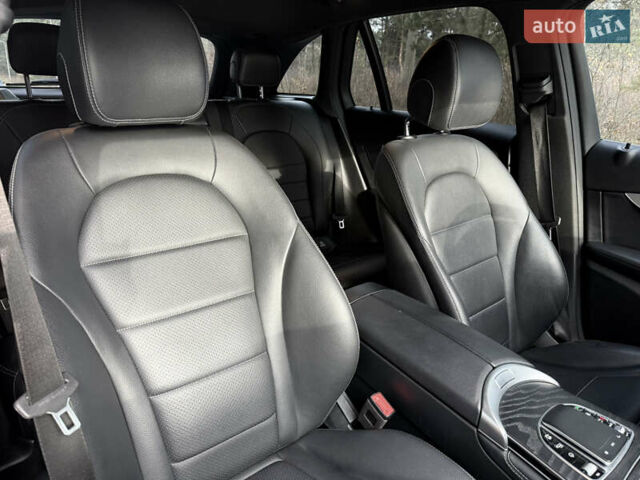 Серый Мерседес ГЛЦ-Класс, объемом двигателя 2 л и пробегом 90 тыс. км за 28500 $, фото 16 на Automoto.ua
