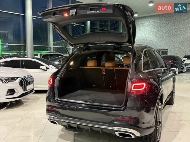 Серый Мерседес ГЛЦ-Класс, объемом двигателя 1.99 л и пробегом 95 тыс. км за 35500 $, фото 44 на Automoto.ua